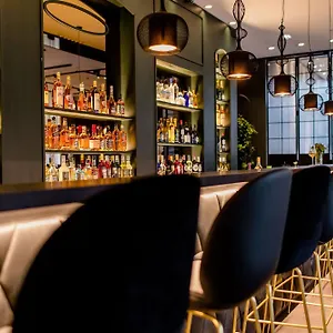 Hotel One Paris-porte Dorée